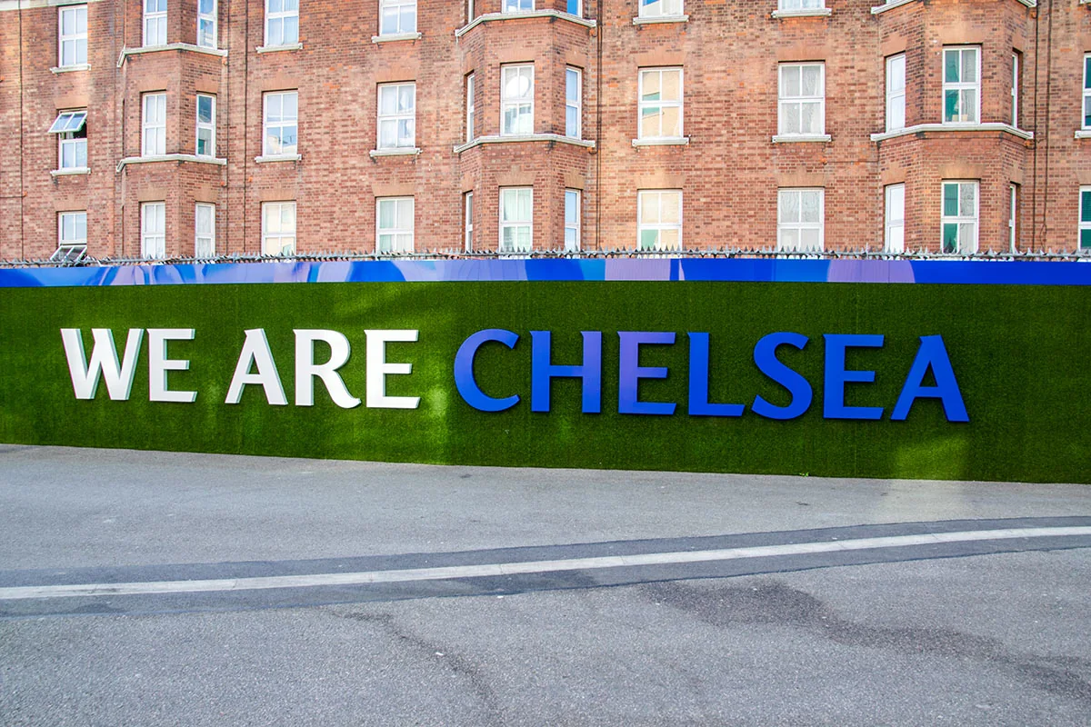 Skylten We Are Chelsea vid Stamford Bridge