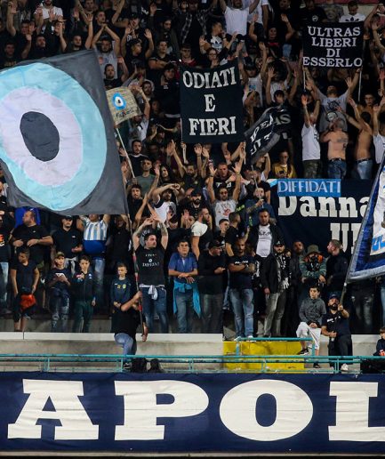 Napoli Serie A fotbollsresor biljetter